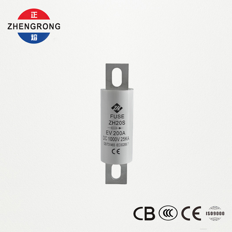 Vypínací kapacita 25kA | IEC60269 | Pro EV/ESS